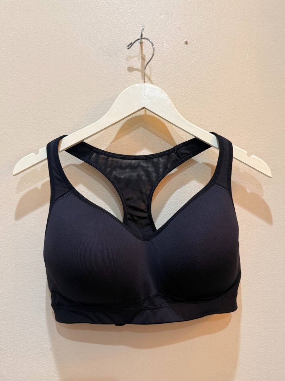 Old Navy Active Black Strappy Back Sports Bra 38D